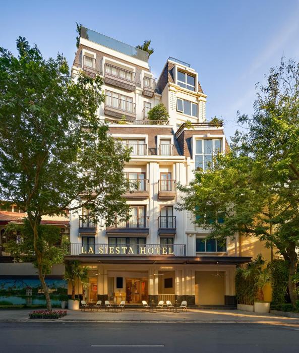 La Siesta Premium Lakeside