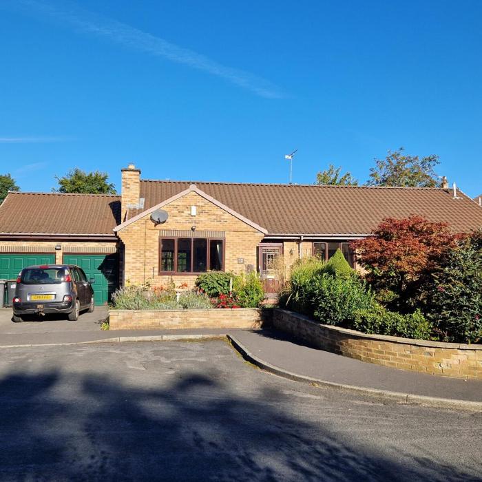 Family haven with quiet garden near historic Durham