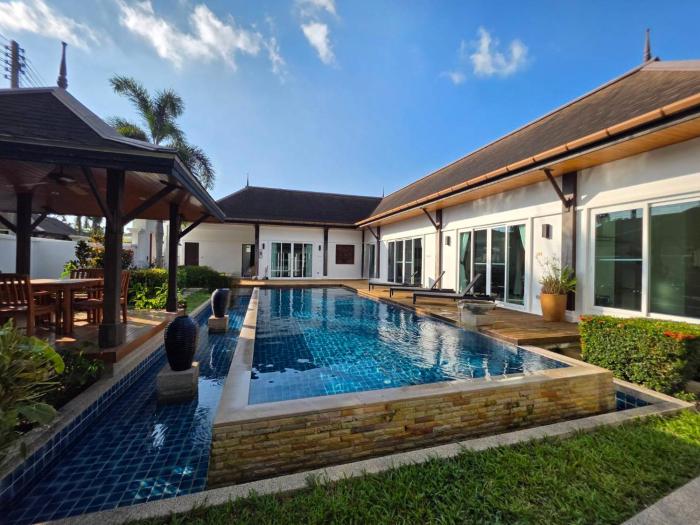 Tara9-Orientel Villa 4BR private pool Layan Beach