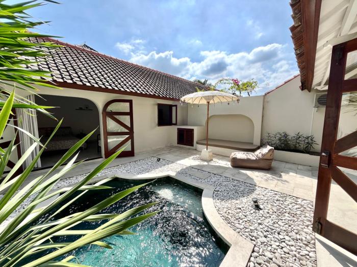 Charming Two Bedroom Villa Near Seminyak Beach