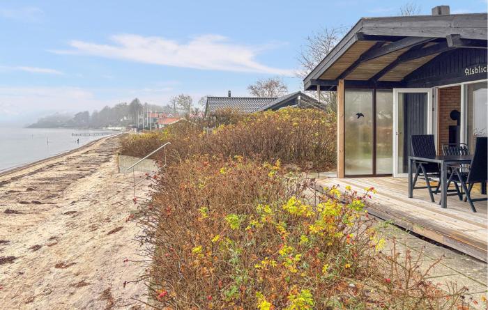 Beautiful Home In Haderslev With Wifi