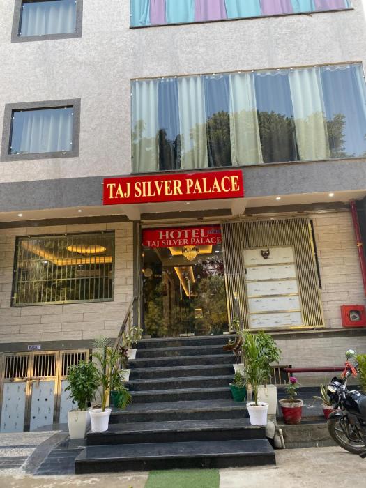 Hotel Taj Silver Palace