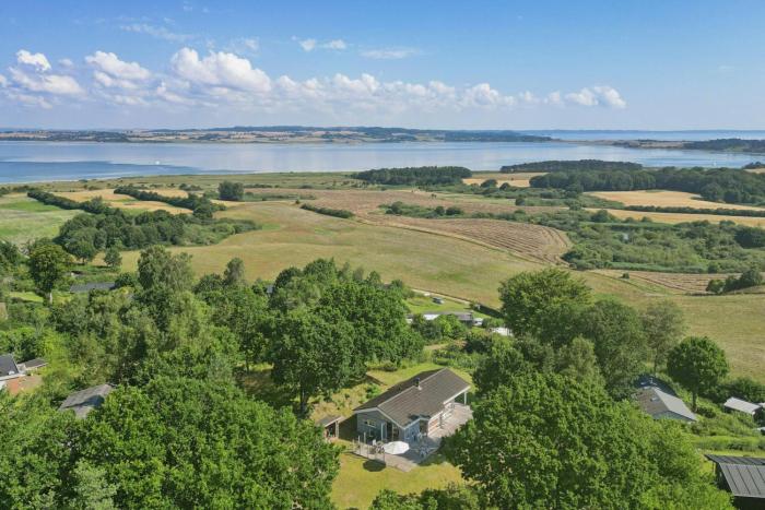 Holiday Home With Sea View