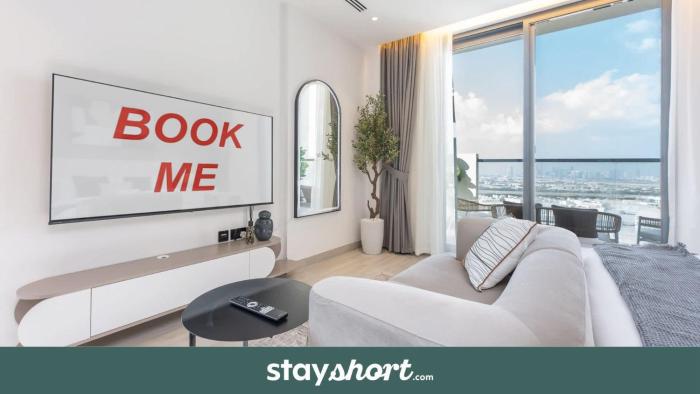 Free housekeeping visits during your stay - StayShort - Sleek Studio in Jumeirah Village Triangle