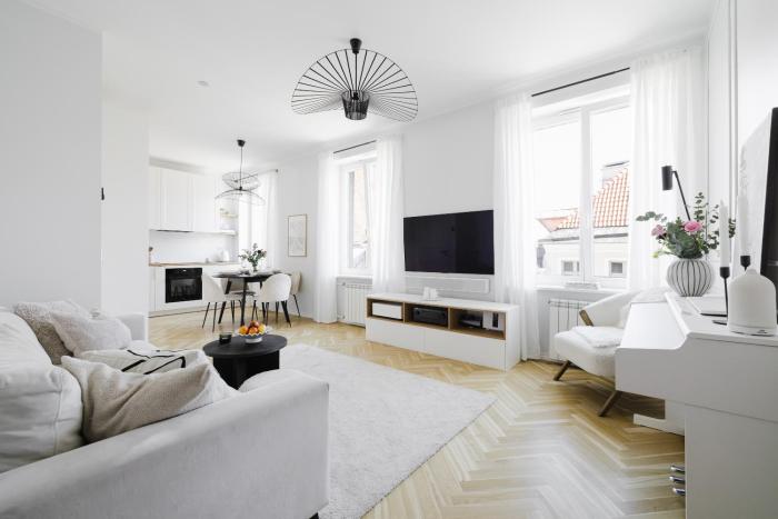 Stylish Apartment with Sauna Old Town, Town Hall Square