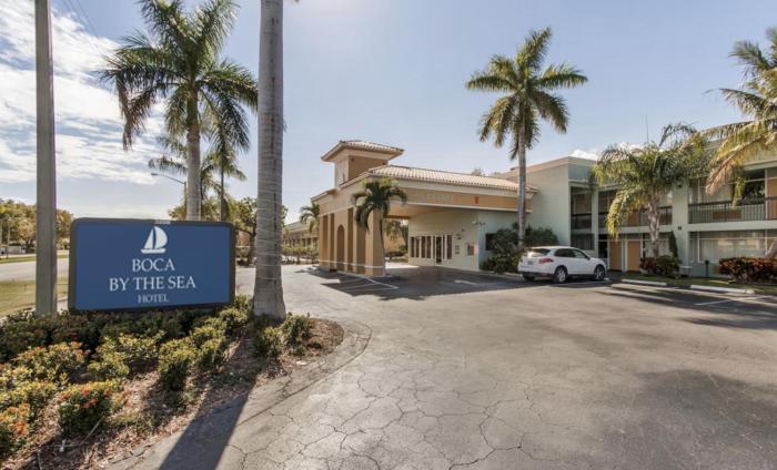 Boca By The Sea Hotel