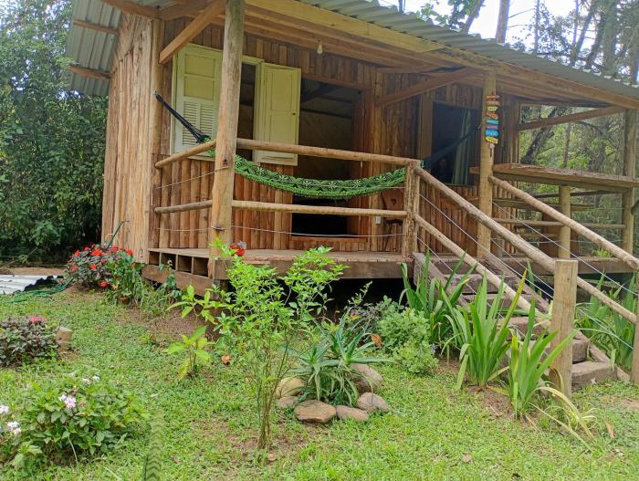 Bangalô com cozinha Refúgio das borboletas