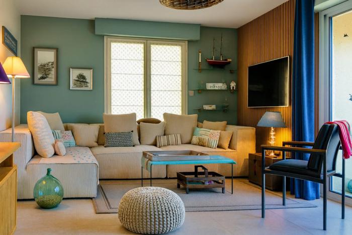 Apartment with a stunning 180 view & private garden 4 guests baby