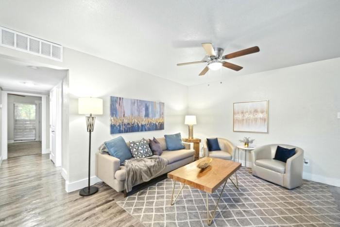 Modern and Spacious Retreat Steps from AT&T Stadium!