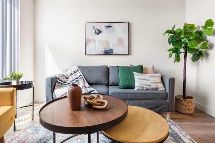 Fancy Irvine Apartment | Shopping + Dining