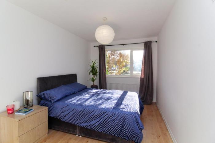 Neat 2 bedroom ground floor flat