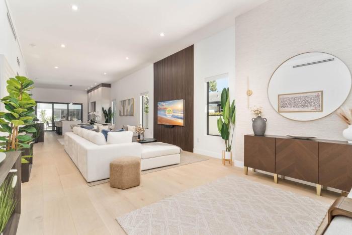 Luxury Miami Oasis with Heated Pool and BBQ Grill