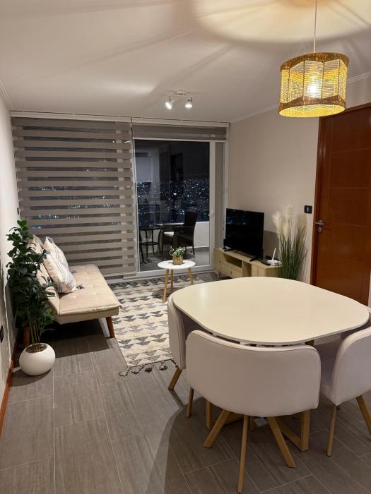 Frente a Playa Brava, Cerca Cavancha, WiFi