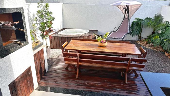 Linda casa em Ingleses Florianópolis a 700m do mar