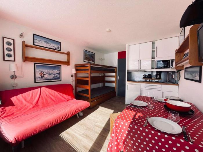 Studio familial au pied des pistes avec parking et casier à ski - FR-1-852-12