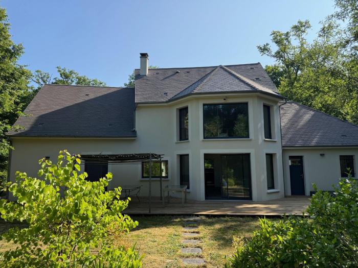 Spacieuse Villa entre forêt et golf, calme absolu - FR-1-590-589