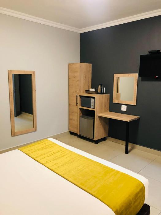 Bayside Self Catering and Hotel 14 Monty Naicker Pinestreet Durban