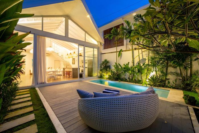 Luxury 2BR Dharma Villa 5 Private Pool in Canggu