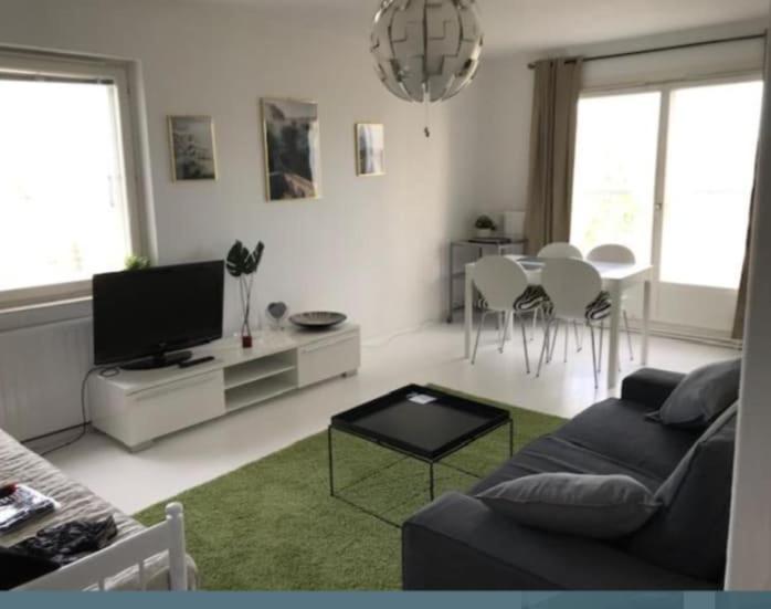 Kotimaailma - ihastuttava kaksio Munkkivuoresta