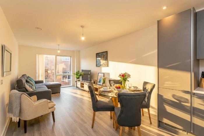 Convenient Central Manchester 2 Bedroom Apartment