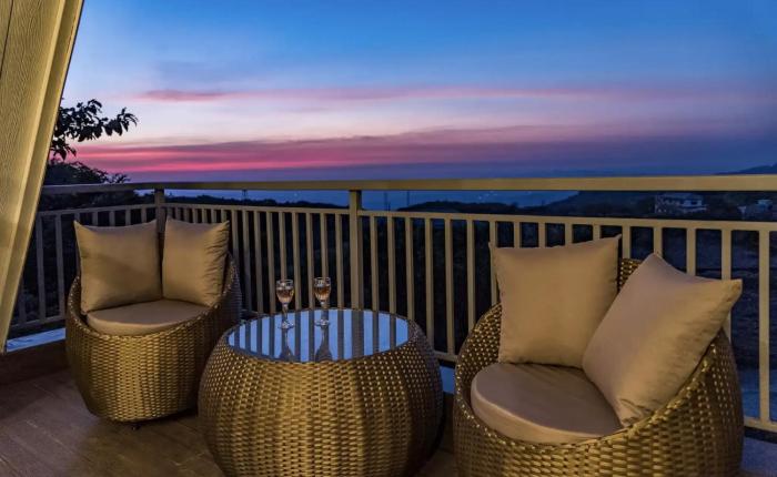 SaffronStays Hillside Harrier - Swiss-style cottages in Lonavala with balconies & bathtub