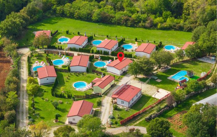 Beautiful Home In Tinjan