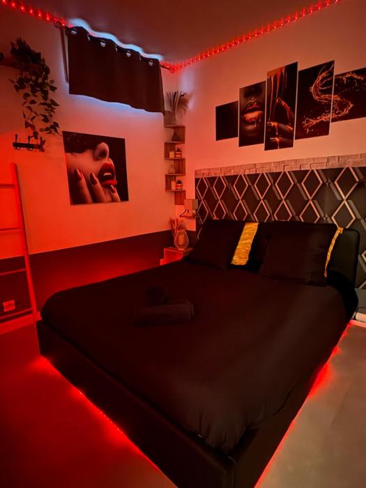 La Sensuelle Parenthèse