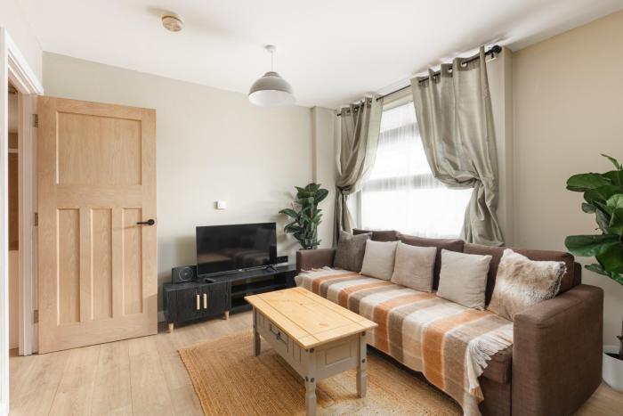 Modern 2BR in Shadwell near Tower Bridge and City