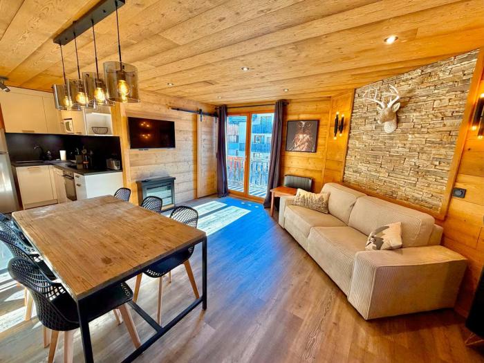 CENTRE DES ORRES 1800 - Appartement 3 chambres - 8 PERSONNES - SUD - Parking - Près de 60m2 hab