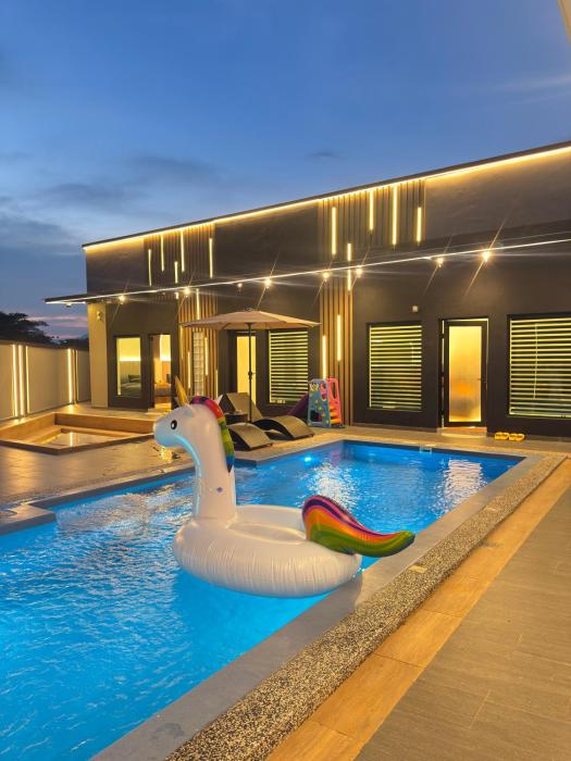LYL 108 Private Pool Villa