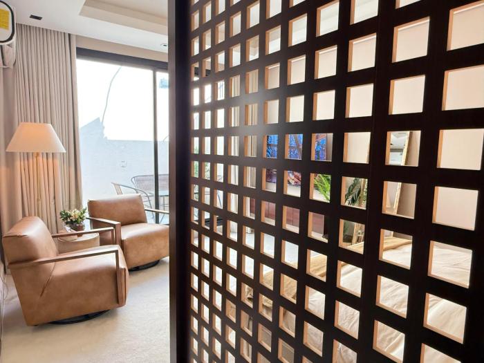 Luxury Corner Al Malqa