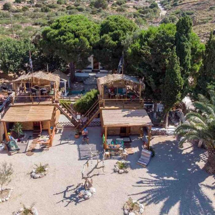 Black Pearl Beach luxury Holiday Cabin