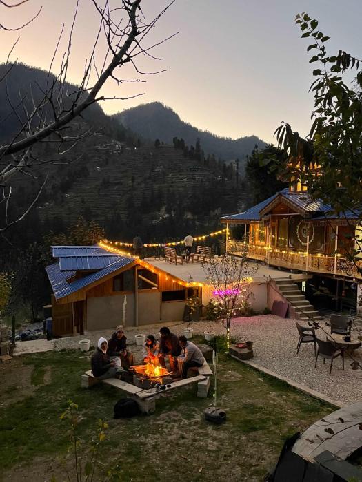THE OFFBEAT CHALET