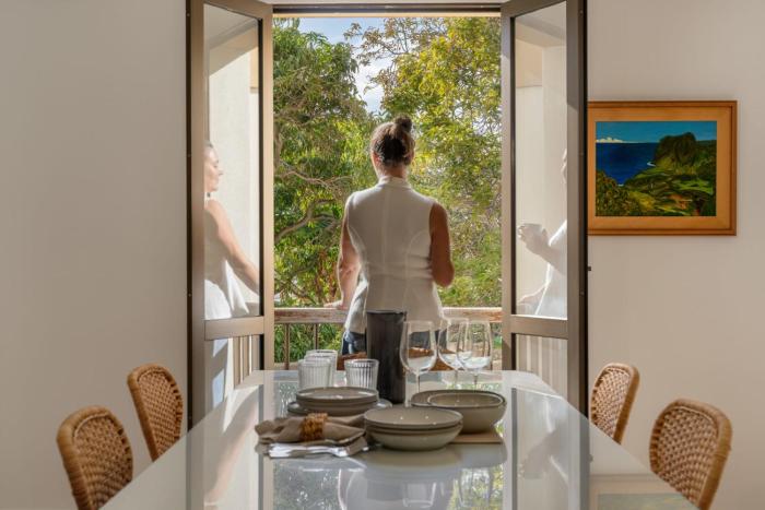 Baía II by An Island Apart