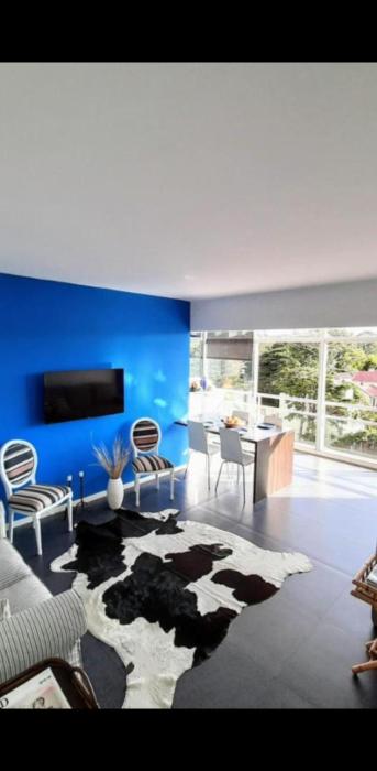 CASA AZUL Primera linea mar I Playa Mansa Parada 10 Edificio Isla de Gorriti