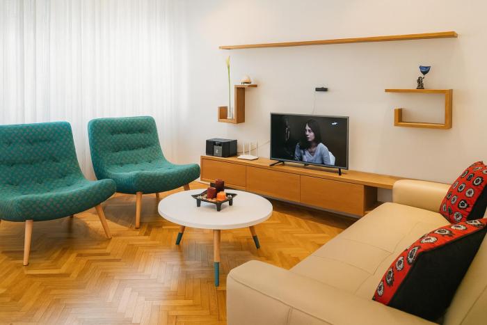 Design Apartment - City Break Apartments