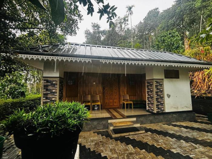 Munnar Stays - Homestay & Resort