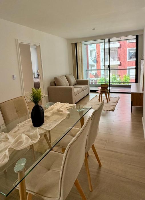 2 amb a estrenar Plaza Colon - 4 personas