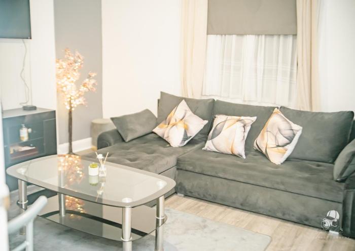 Flat in shepherds bush