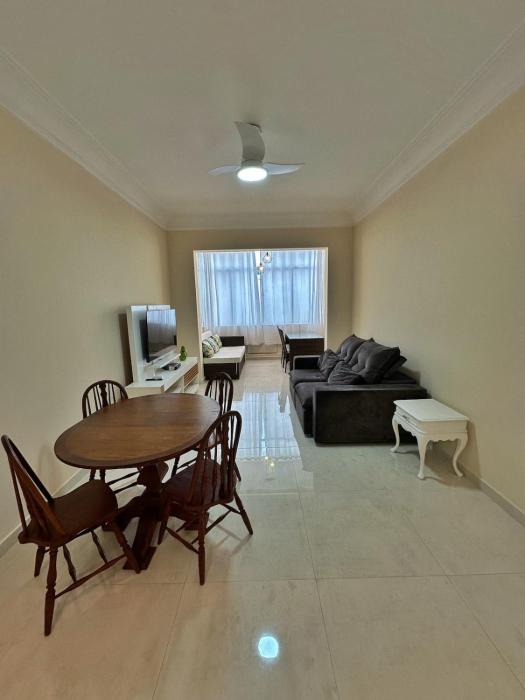 Renovated and spacious 2 blocks from Copa beach - Hius 903