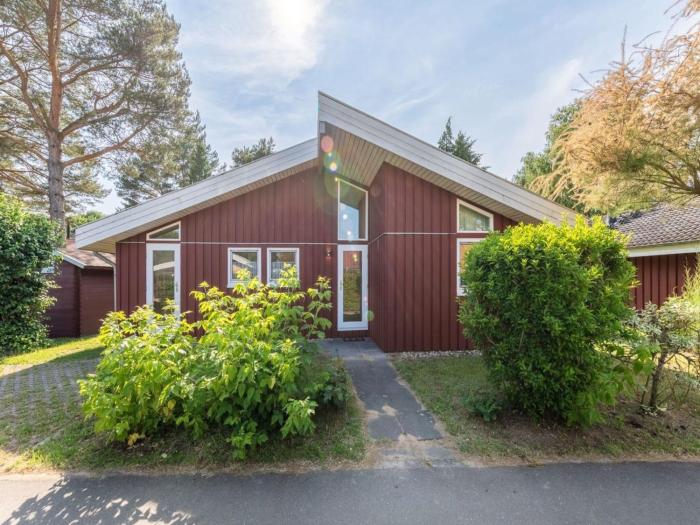 Ferienhaus mit Sauna im Ferienpark Mirow