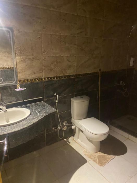 الاقصر مركز القرنة مدينة القرنة الجديدة بجوار كافتيريا الميدان