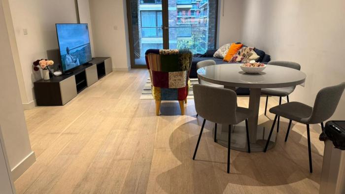 Silvertown Luxe Living