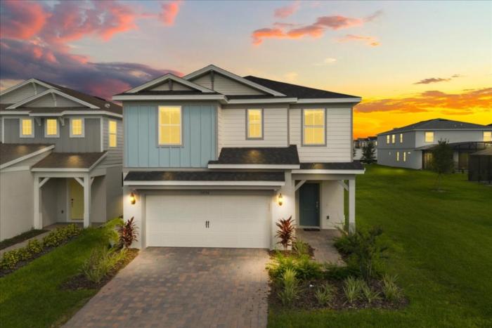 7 Bedrooms 55 Bathrooms Windsor Cay 15898Cc