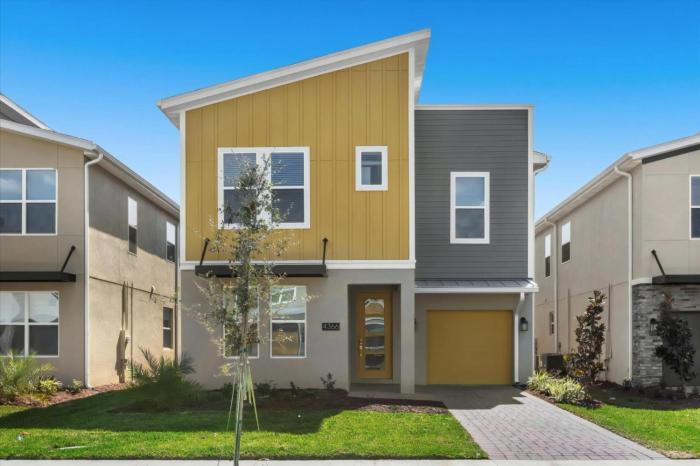 6 Bedroom 5 Bathroom Storey Lake 4366 Rs