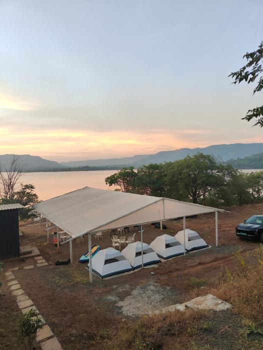 The Lake Story - Uksan