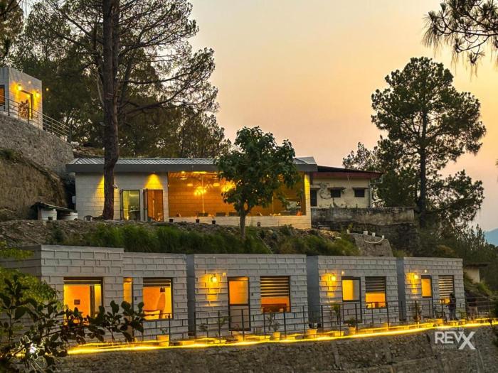 Anupraas Resort