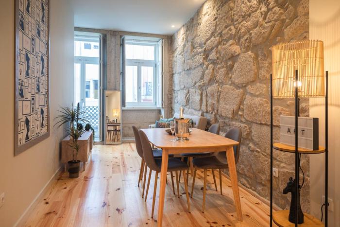 Luxury Style 10 with AC Downtown Porto near Metro