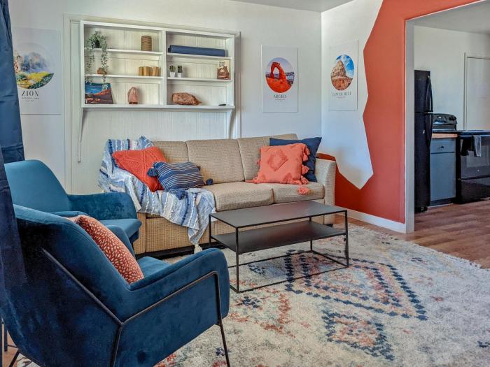 Climbers Paradise, Venture Base Unit 6