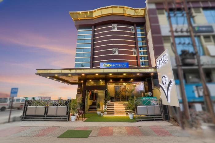 FabHotel GMC Grand